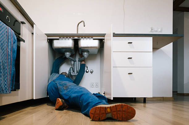 Professional Leak Detection technician working in Blowing Rock, NC